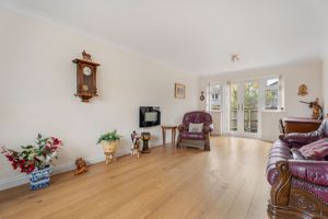 Lounge- click for photo gallery